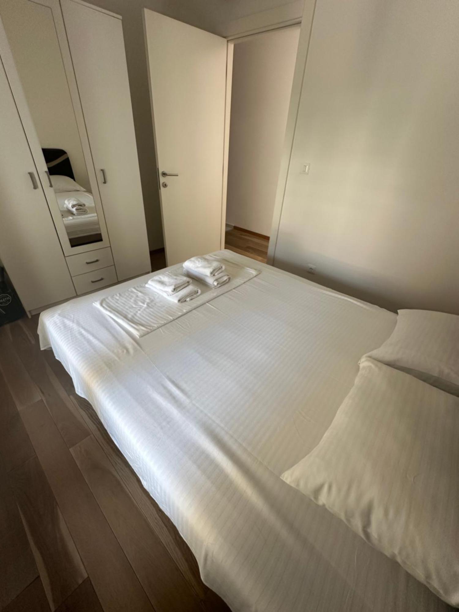 Visi 14 * Budva